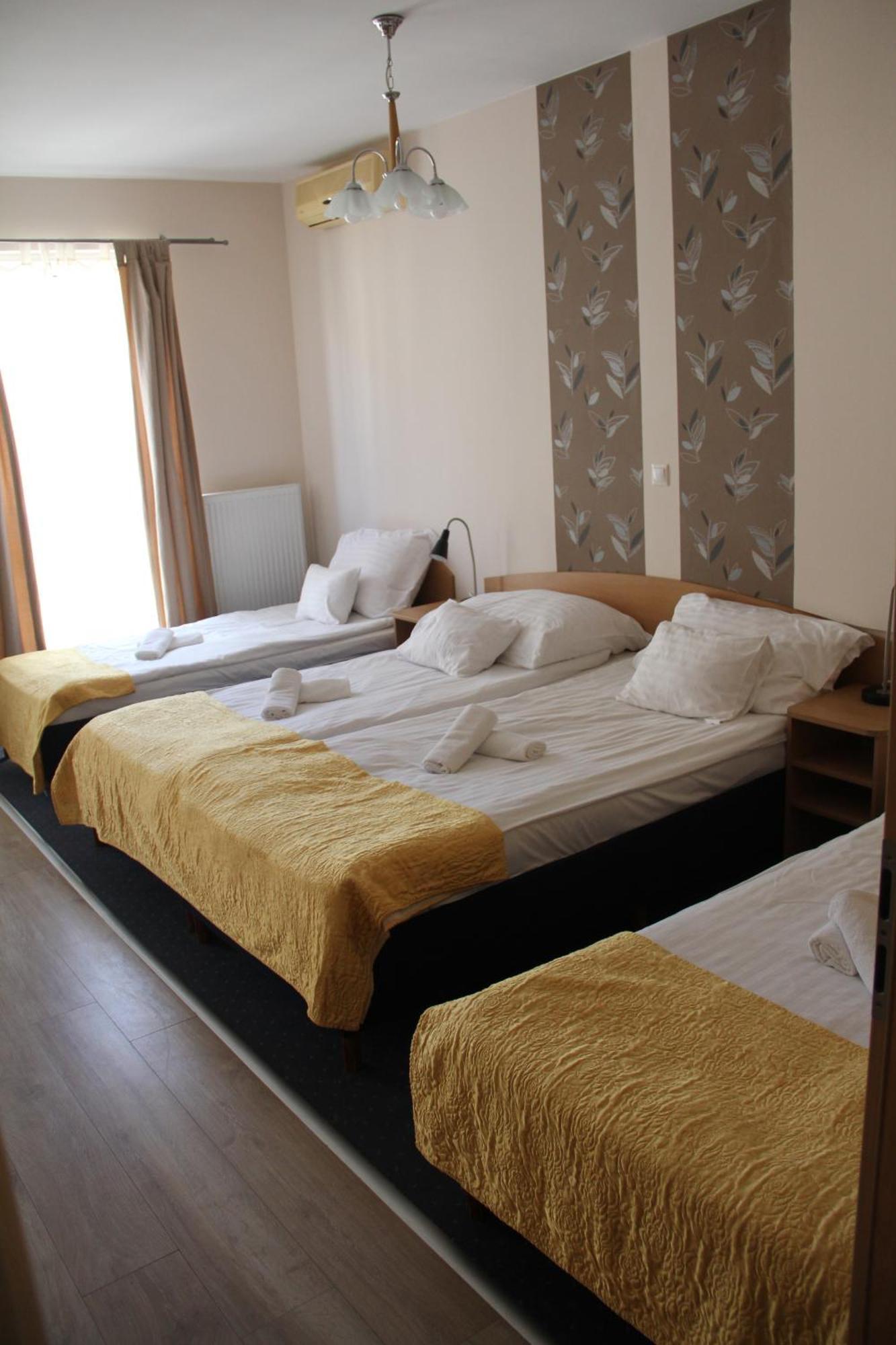 Hotel Rose City بودابست المظهر الخارجي الصورة