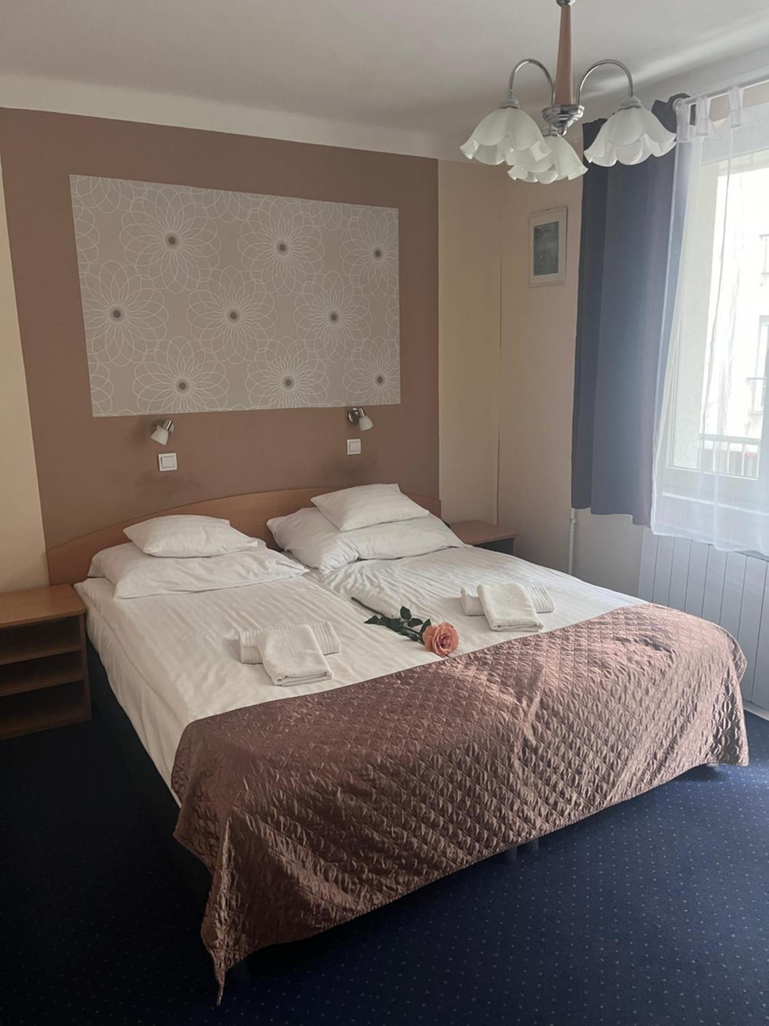 Hotel Rose City بودابست المظهر الخارجي الصورة