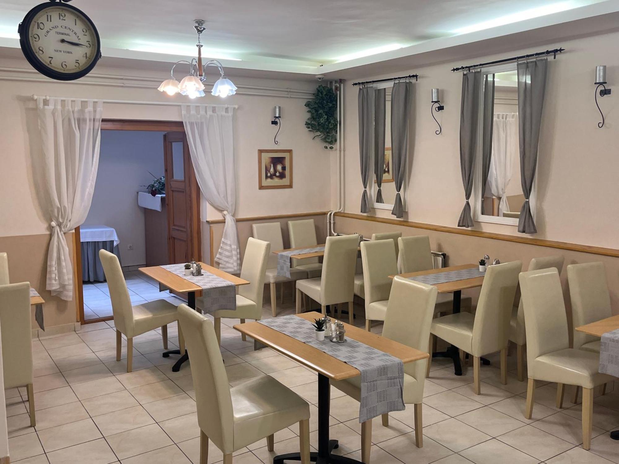 Hotel Rose City بودابست المظهر الخارجي الصورة