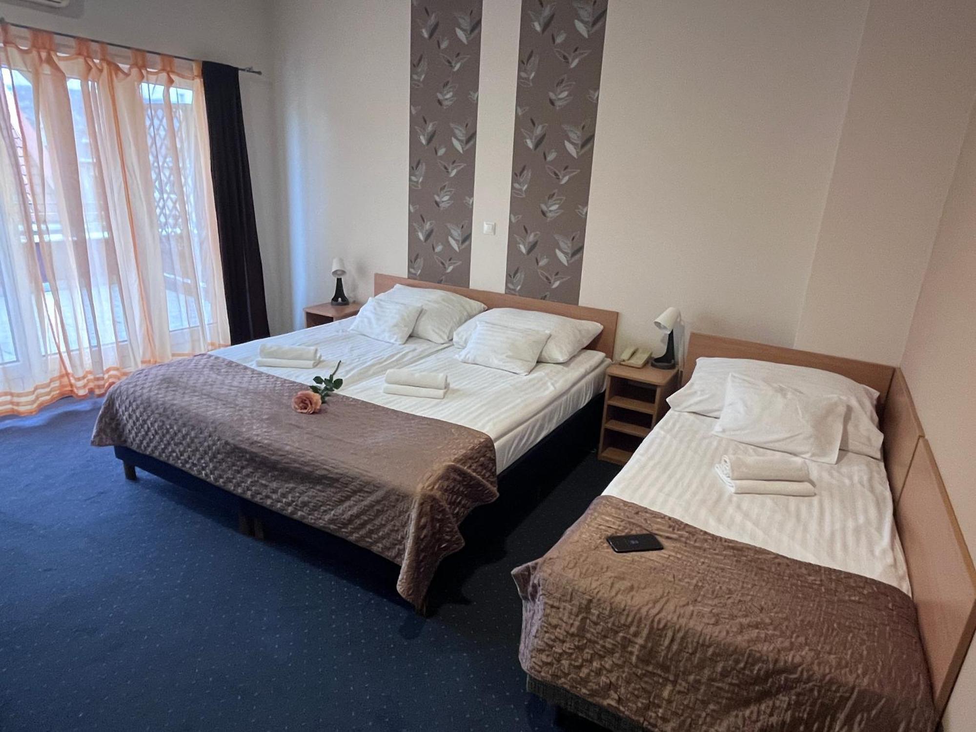 Hotel Rose City بودابست المظهر الخارجي الصورة
